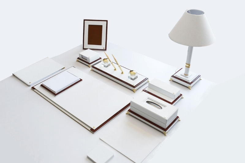 177110-AĞAÇ VE ALTIN  SÜMEN TAKIMI - BEYAZ