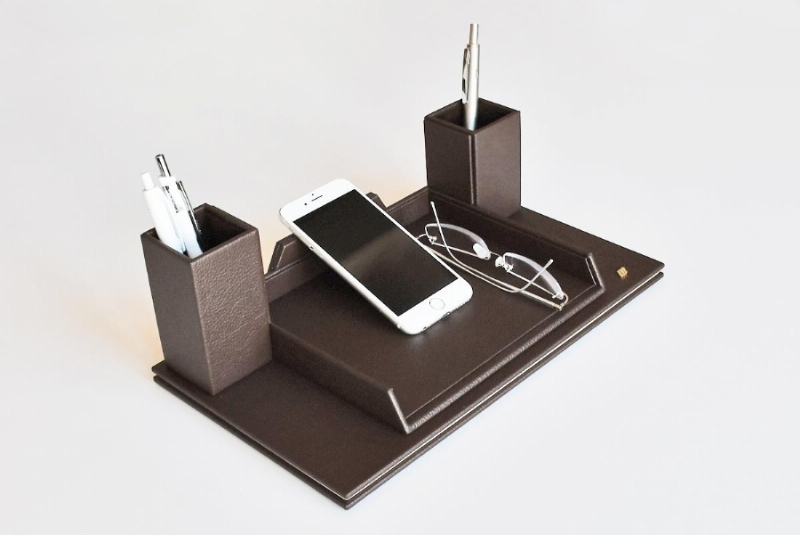 36239-LEATHER , PHONE AND GLASSES HOLDER