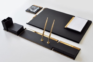GOLD AND LEATHER DESKSET - NEAT