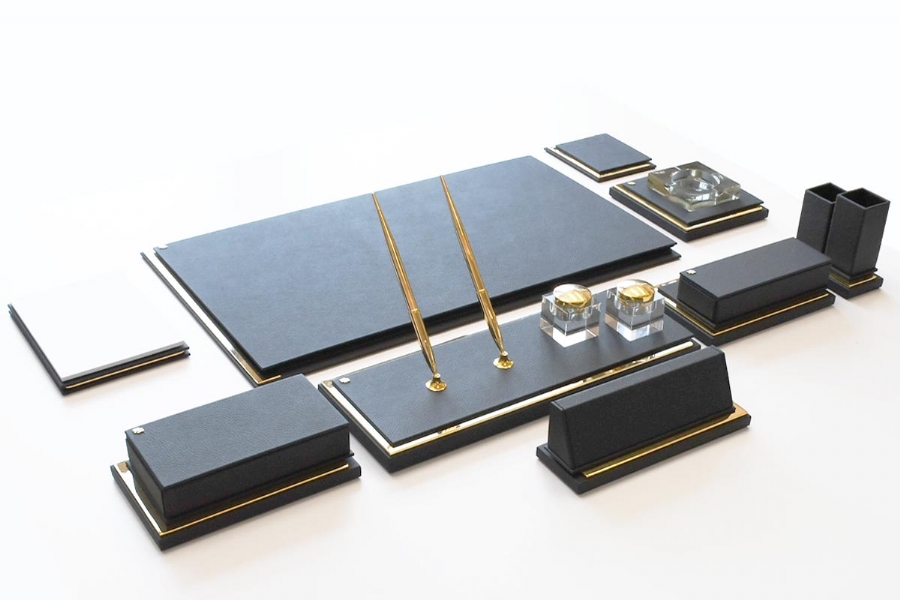 197011 - ELEGANCE MASTER PREMIUM DESKSET