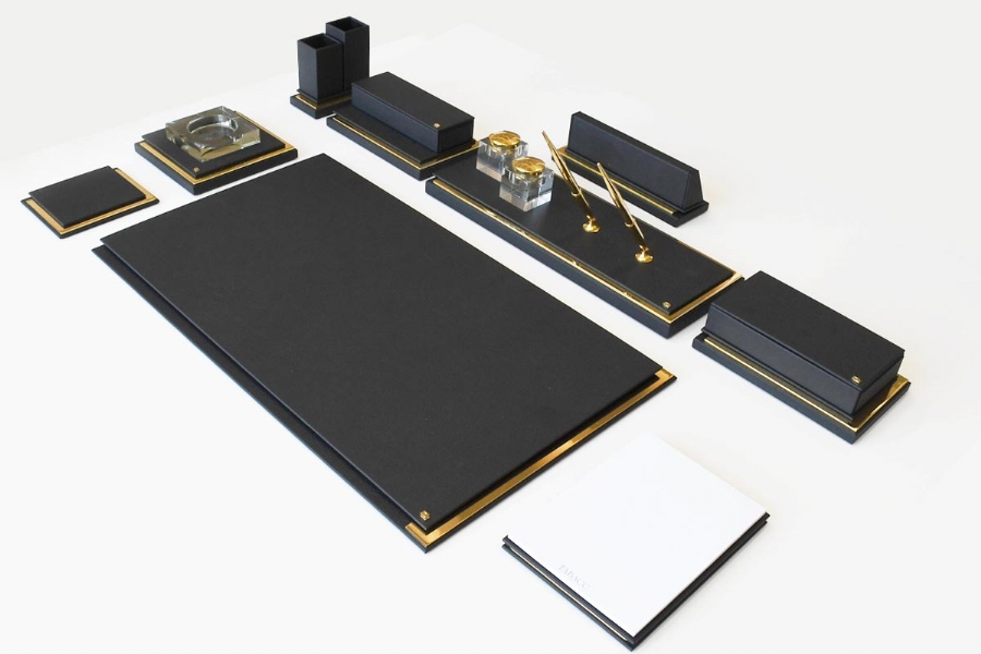 197011 - ELEGANCE MASTER PREMIUM DESKSET