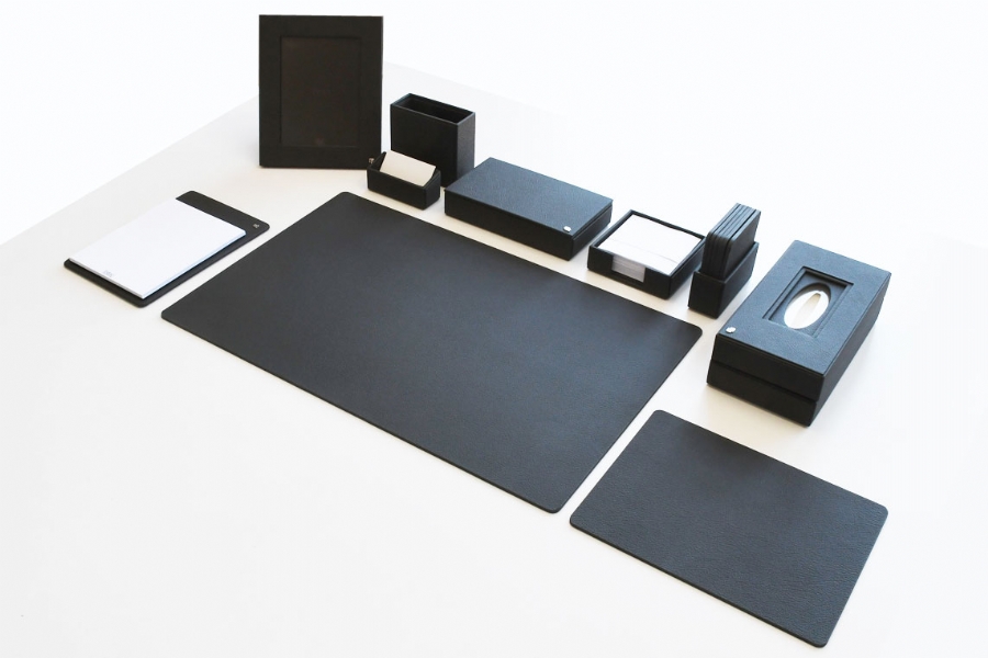 52111 - LEATHER DESKSET SMOOTHY - BLACK